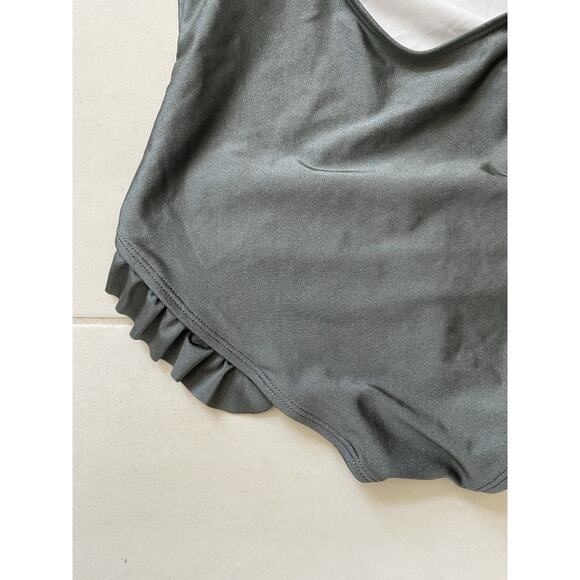 Cupshe Swim One Piece Swimsuit Plunge Flutter Scoop Back Swimwear - Picture 8 of 9